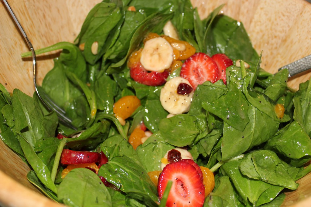 Spinach Salad w/ Poppy Seed Dressing